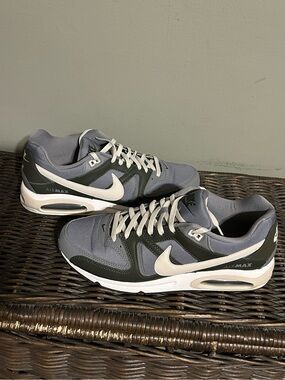 **WORN ONCE** Nike Air Max Command Men's Size 13. Cool Grey/Sequoia 629993-03